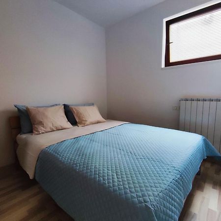 Olea Mar Apartma Pobegi Buitenkant foto