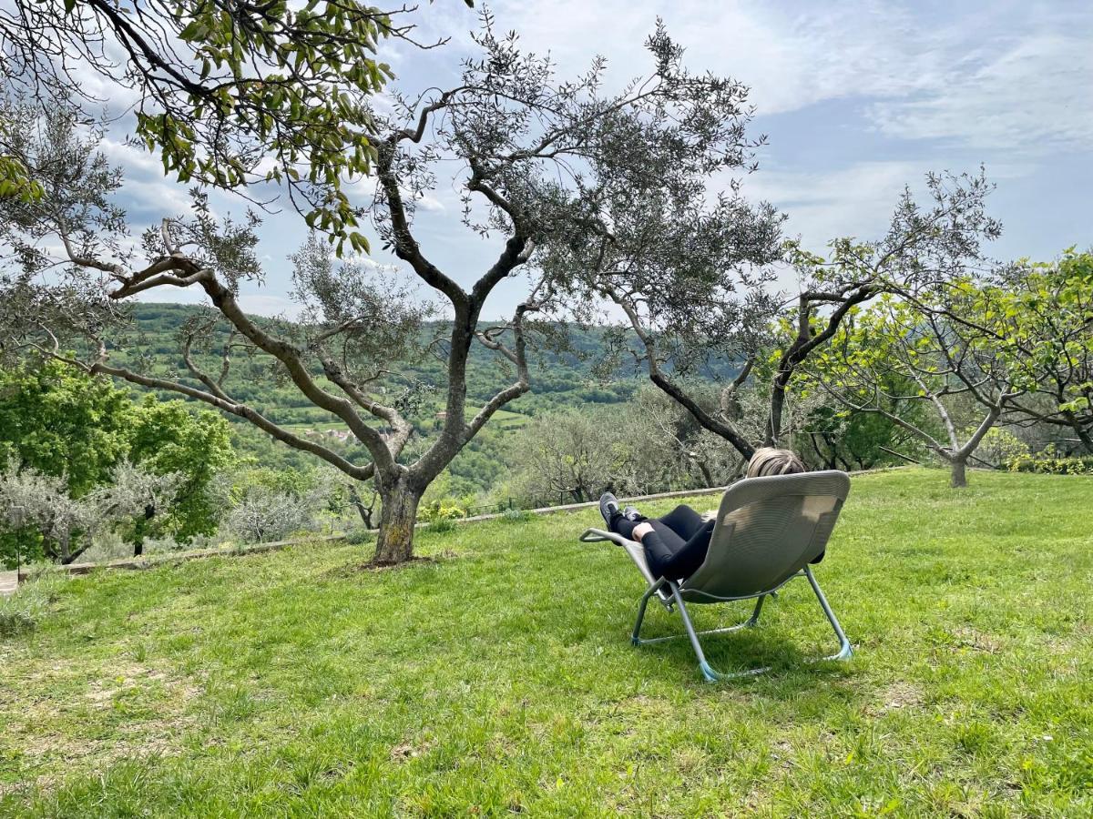 Olea Mar Apartma Pobegi Buitenkant foto