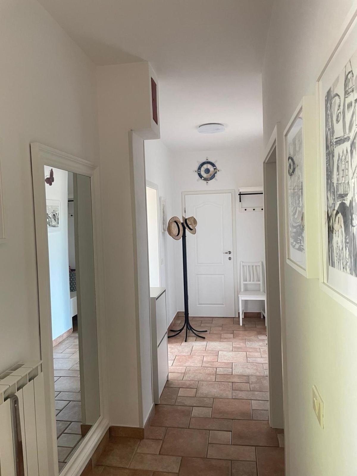 Olea Mar Apartma Pobegi Buitenkant foto
